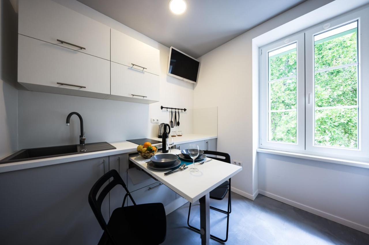 1914 Studio Appartement